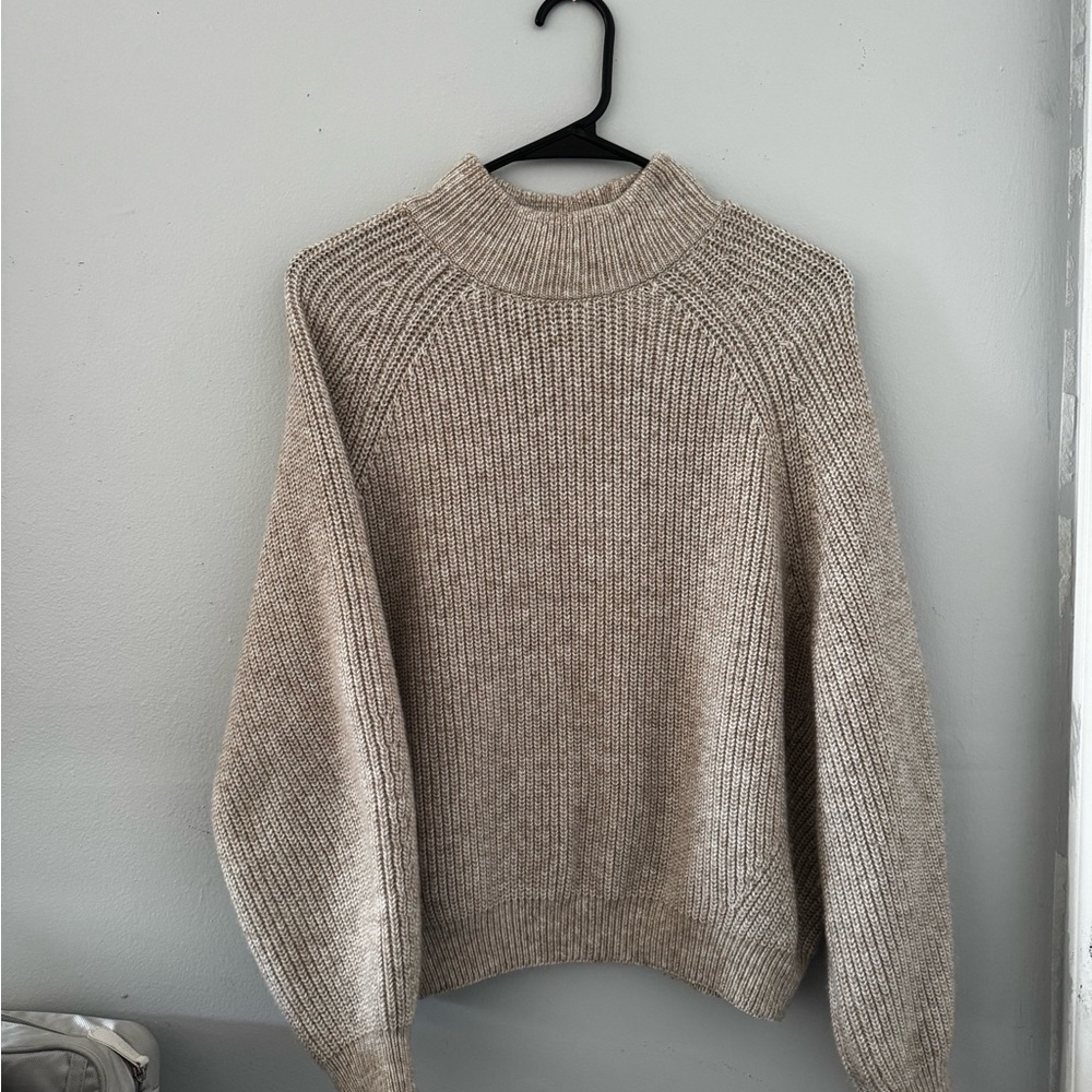 H&M Beige Knit Sweater